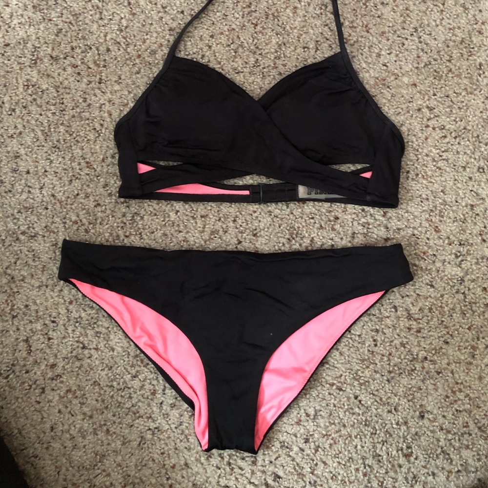VS Pink cutout bikini